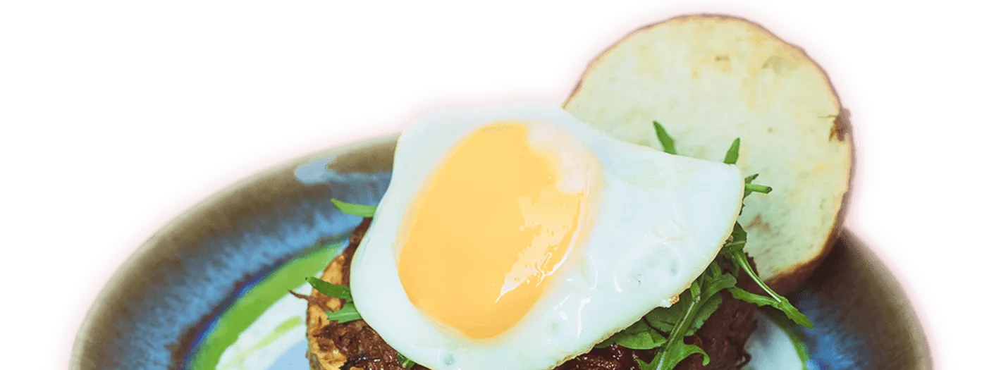 Photo du brekkie burger au pulled beef chez Haven Annecy.